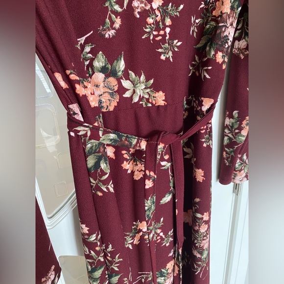 Dress - Picture 4 of 6